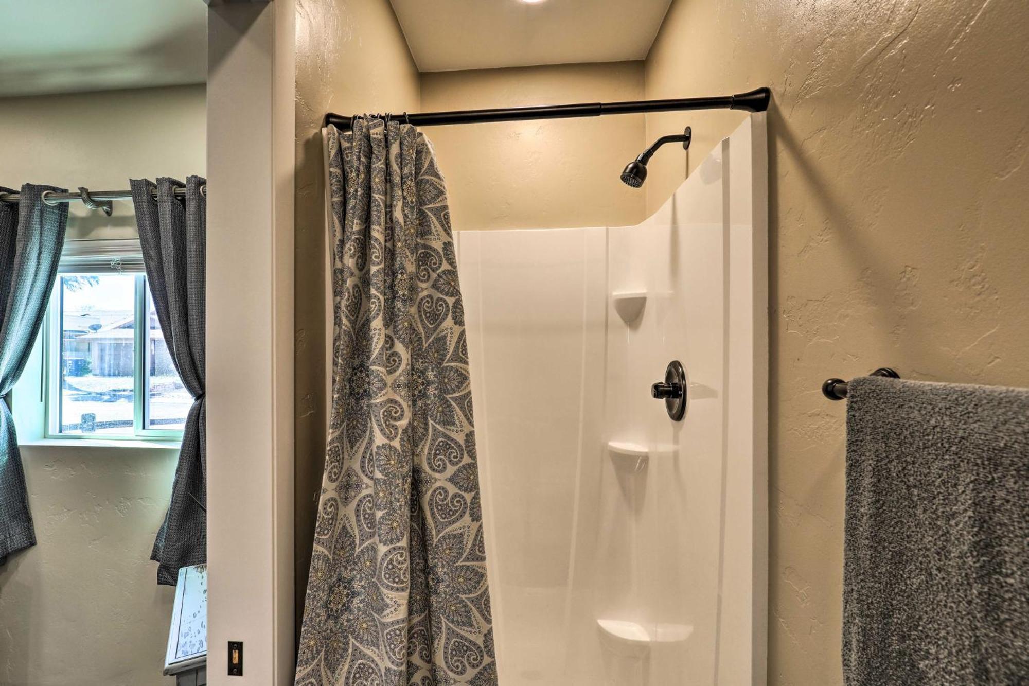 East Tucson House With Private Backyard And Fire Pitヴィラ エクステリア 写真