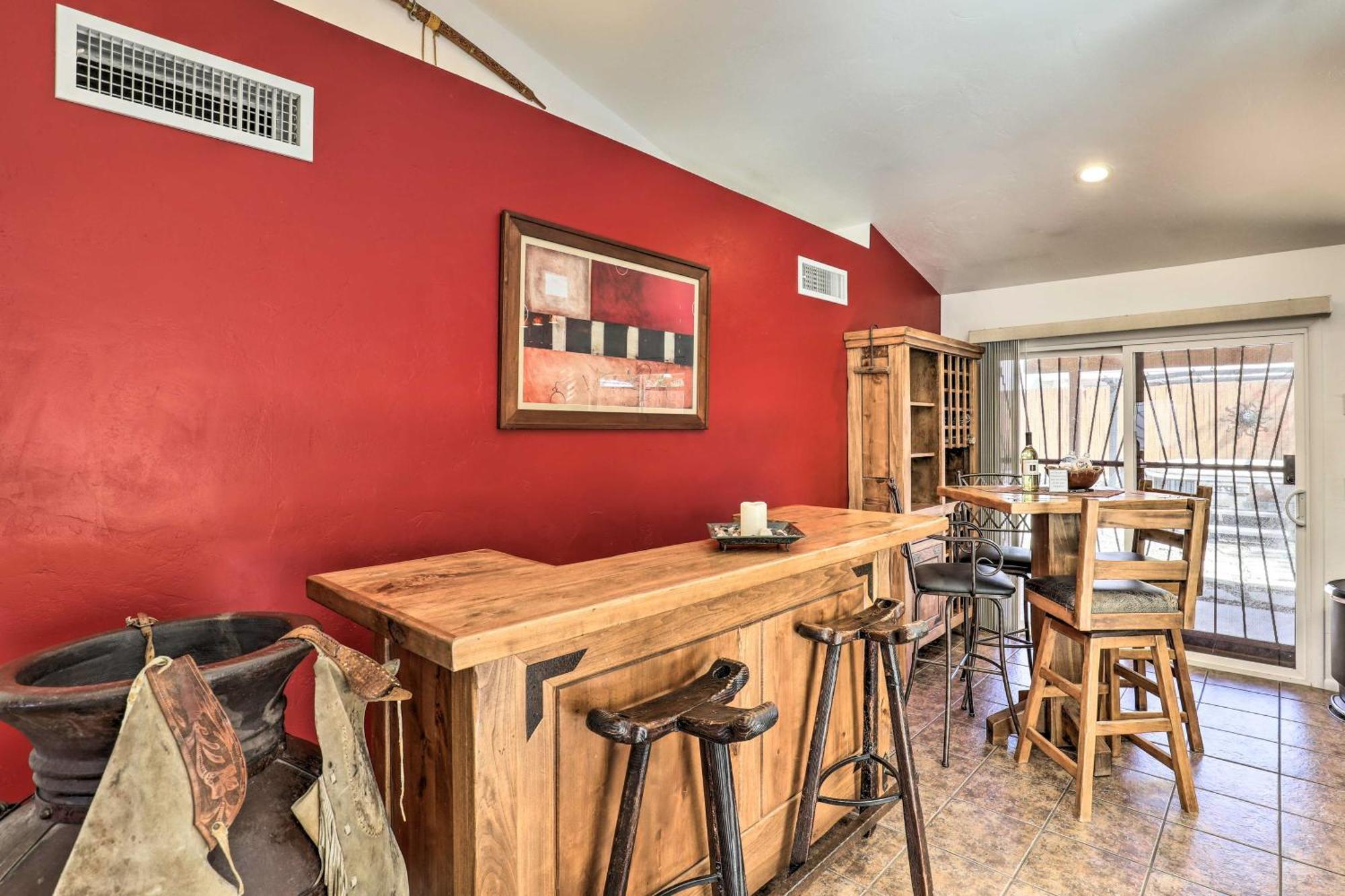 East Tucson House With Private Backyard And Fire Pitヴィラ エクステリア 写真